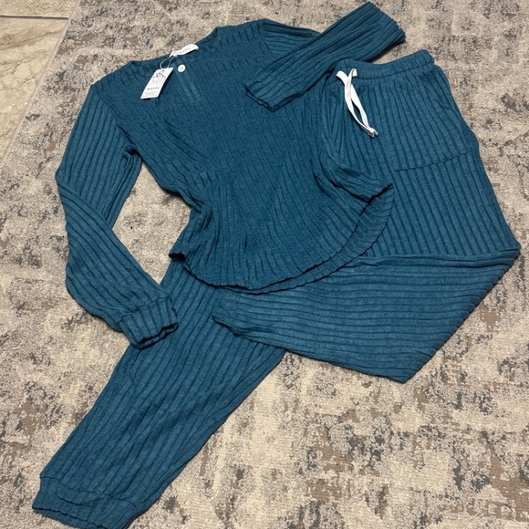 moshu Other - Cozy Ribbed Pajama Set - Teal